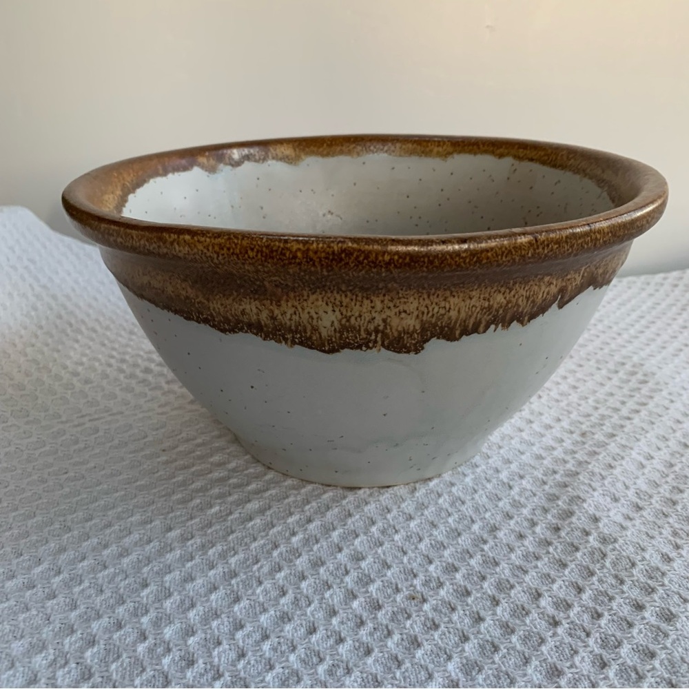 Vintage McCoy Drip Glaze Cream & Brown Speckle Mixing Bowl 10"